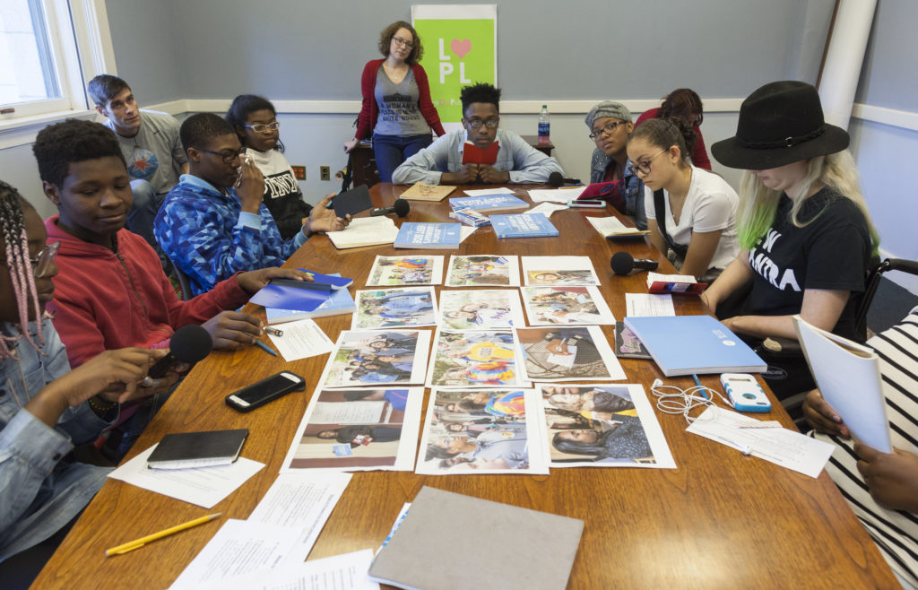 Kids working together in a classroom